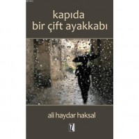 Kapıda Bir Çift Ayakkabı